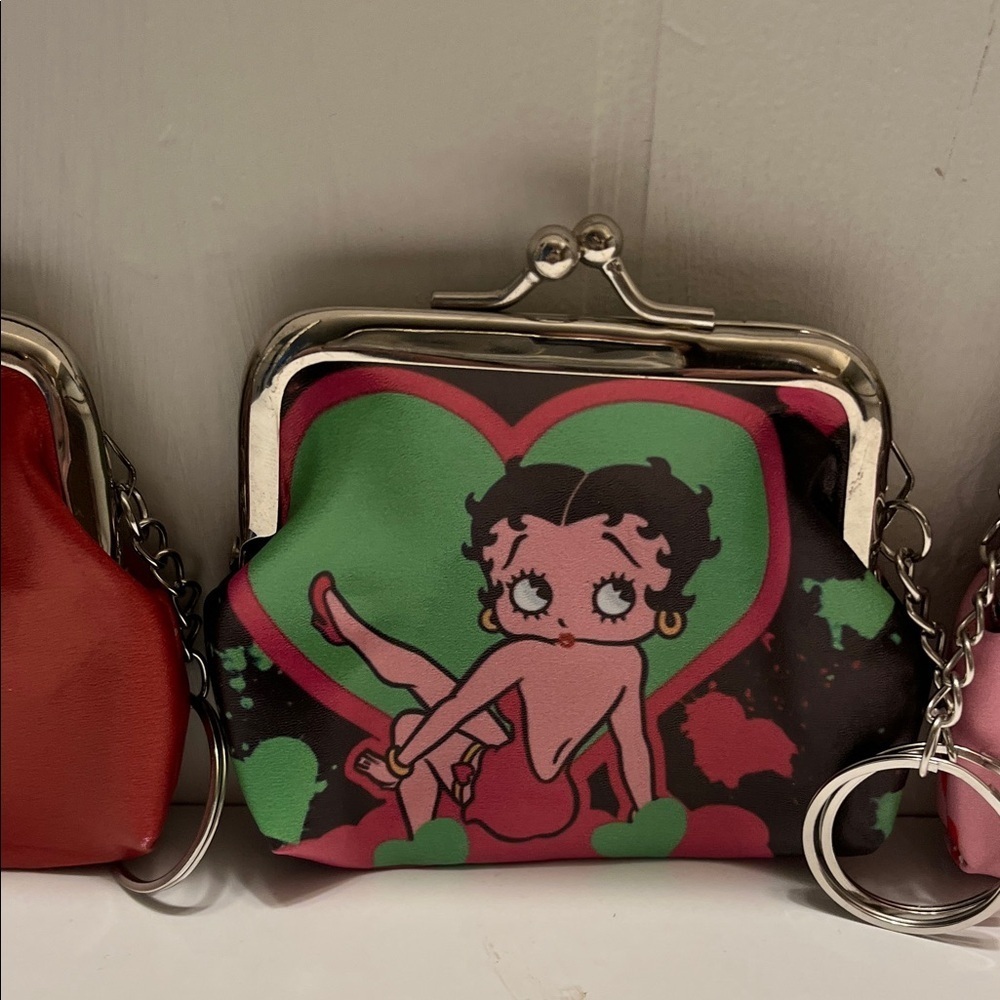Pick (1) BB Kiss Lock Coin Purse - Picture 9 of 10